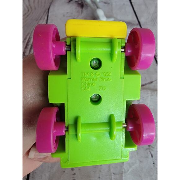 Porky Pig Warner Bros 1992 Haunted Ghost vehicle car toy 2 Bugs Bunny Figure - Picture 6 of 8